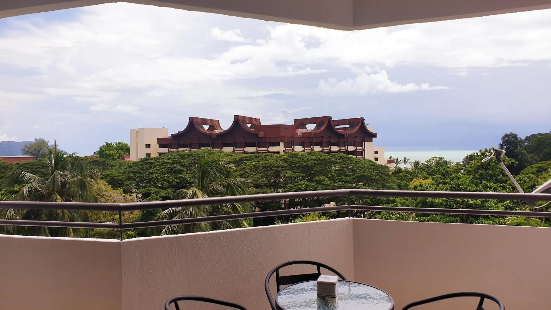 Sri Sayang By Coral Holiday Resort Бату-Ферринги Апартаменты